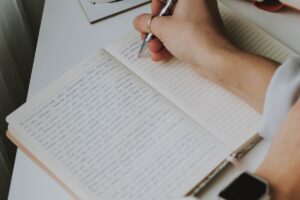 Understanding Writing Therapy for Addiction
