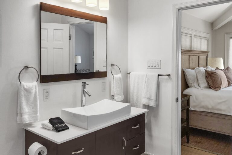 Grand Pacific Suite