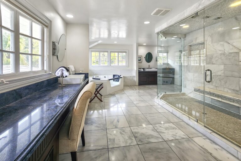 Avalon Malibu California Suite